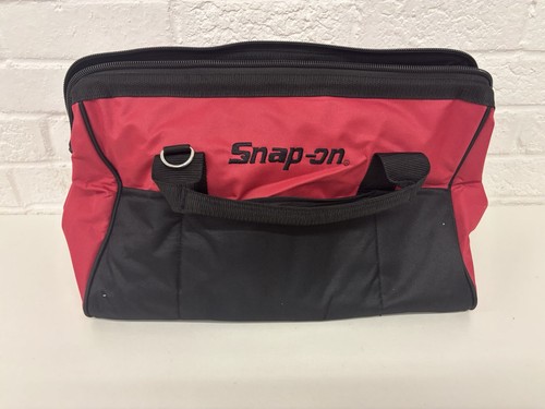 Snap tools tote bag red - on,